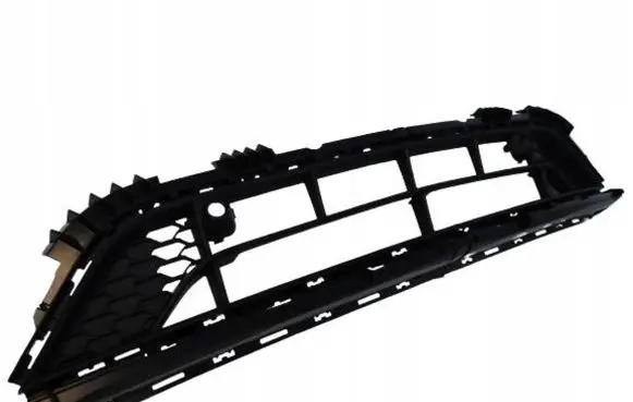 Mercedes-Benz GLB x247 Front bumper lower grill A2478856003 4046378468 R61318915