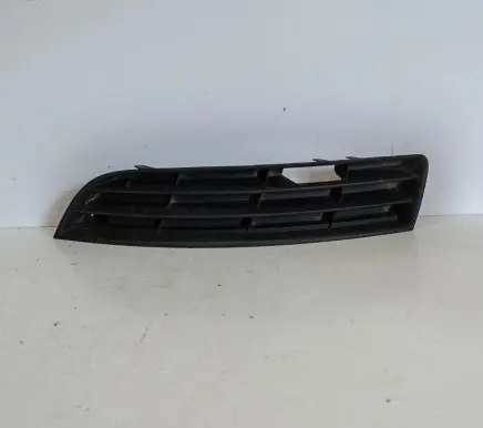 Volkswagen PASSAT B7 USA Front grill 3C0853665