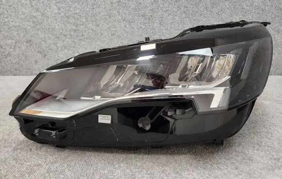 Peugeot 5008 II Headlight/headlamp 9836230280SCZ 9836230280 89914773