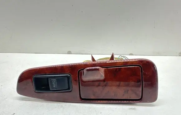 Toyota Crown S180 Electric window control switch 