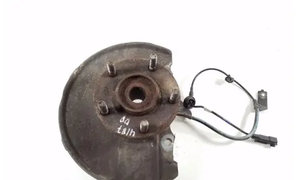 Mitsubishi Outlander Front wheel hub
