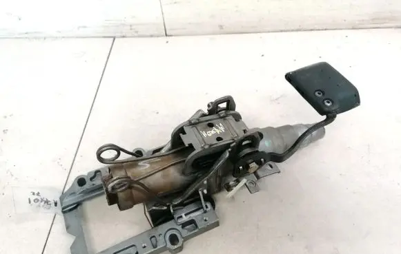 Volkswagen PASSAT B5.5 Steering wheel axle 3B0419502D