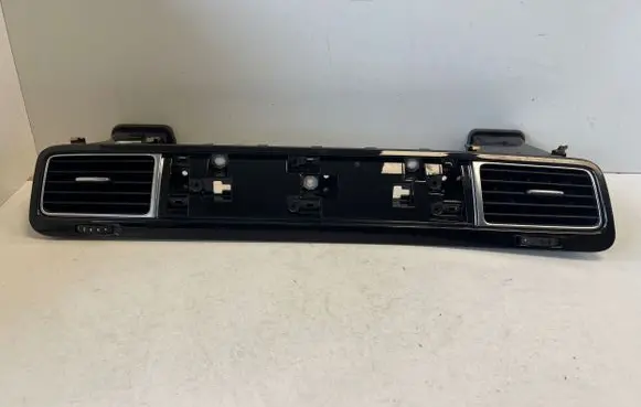 Volkswagen Touareg II Panel trim 7P2857189A