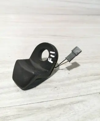 BMW 5 F10 F11 Tailgate glass/window release handle 9225046