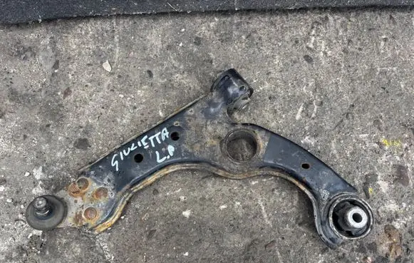 Alfa Romeo Giulietta Front lower control arm/wishbone