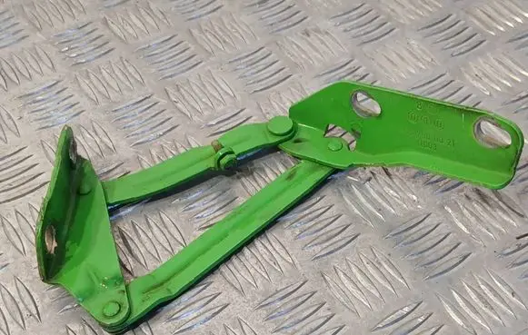 Mercedes-Benz Sprinter W901 W902 W903 W904 Engine bonnet/hood hinges 9067500021 0003