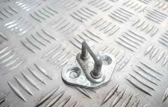 Toyota RAV 4 (XA20) Front door lock loop/hook striker 