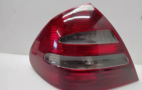 Rear/tail lights
