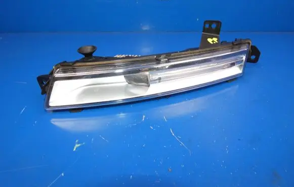 Jaguar F-Pace Front fog light HK8315200AB KZ303S 10581020000