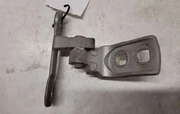 Opel Signum Front door lower hinge
