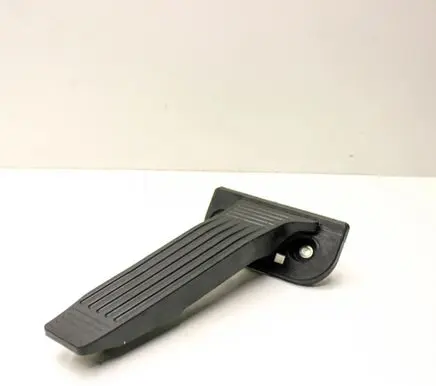 Toyota Camry VIII XV70 Accelerator throttle pedal 