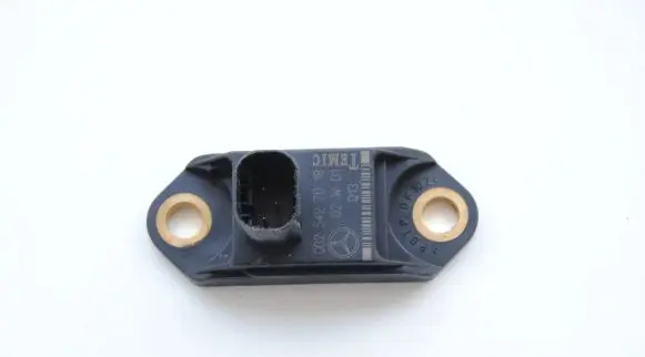 Mercedes-Benz S W220 Airbag deployment crash/impact sensor 0025427018