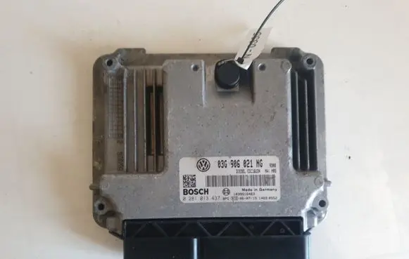 Volkswagen PASSAT B6 Engine control unit/module 03G906021NG