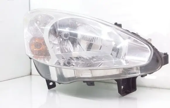 Peugeot Partner Headlight/headlamp 9677202380 9001322