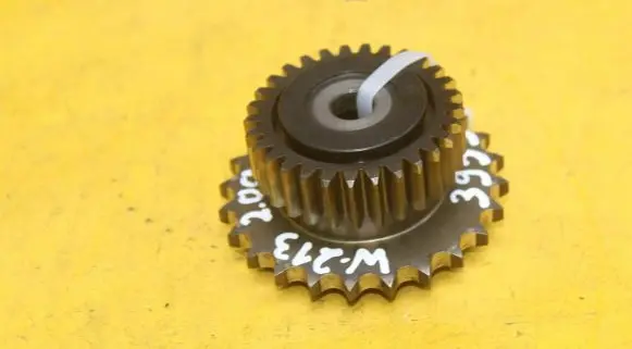 Mercedes-Benz C W205 Camshaft pulley/ VANOS 