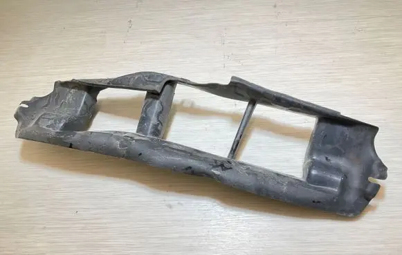 Ford Focus ST Radiator cooling fan shroud F1EB8475A