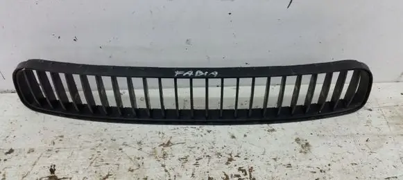 Skoda Fabia Mk2 (5J) Front bumper lower grill 5E0807681H