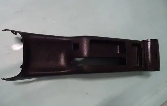Volkswagen Golf IV Center console 