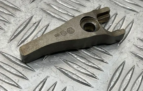 Citroen DS5 Fuel Injector clamp holder 