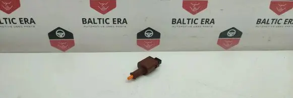 Tesla Model 3 Brake pedal sensor switch 104468100B 0214M