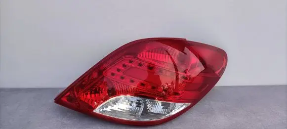 Peugeot 207 Rear/tail lights 9686565980