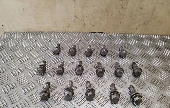 Volvo XC60 Nuts/bolts 