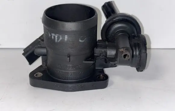 Peugeot 407 Throttle valve 9647474880
