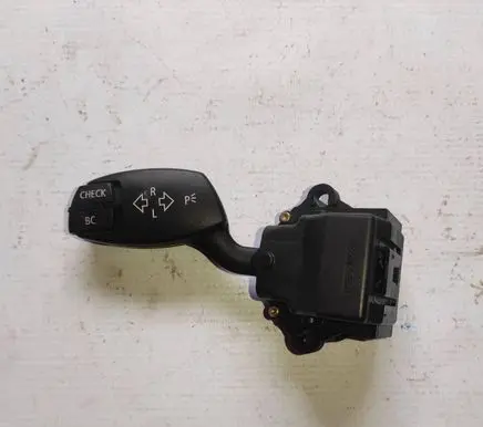 BMW 5 E60 E61 Indicator stalk 6924103b 01106720