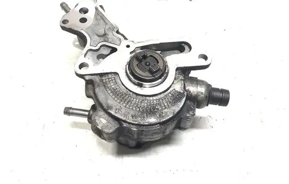Volkswagen Caddy Fuel injection high pressure pump 03814509E 040315F