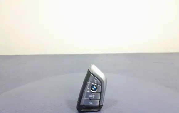BMW M3 F80 Ignition lock 8708367
