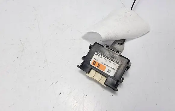 Lexus RX 330 - 350 - 400H Central body control module