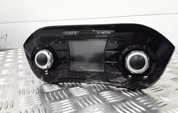 Nissan Juke I F15 Climate control unit 24845BV81B