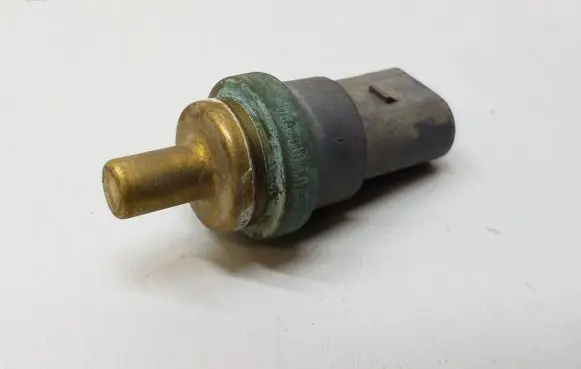 Audi A4 S4 B6 8E 8H Coolant temperature sensor 06A919501