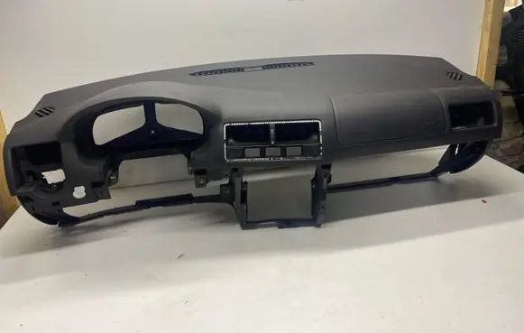 Volkswagen Golf IV Dashboard 1J1857181A