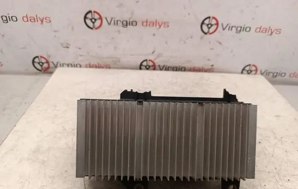 BMW 7 E65 E66 Fuse module 6923898 084686