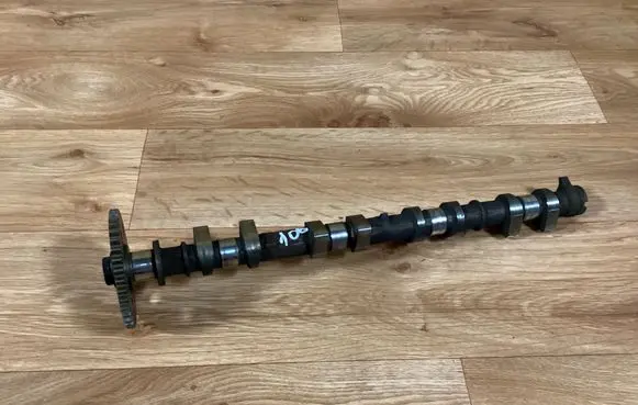 Ford Focus Camshaft 1S7G6A271BG RE1G7G 6A271BG