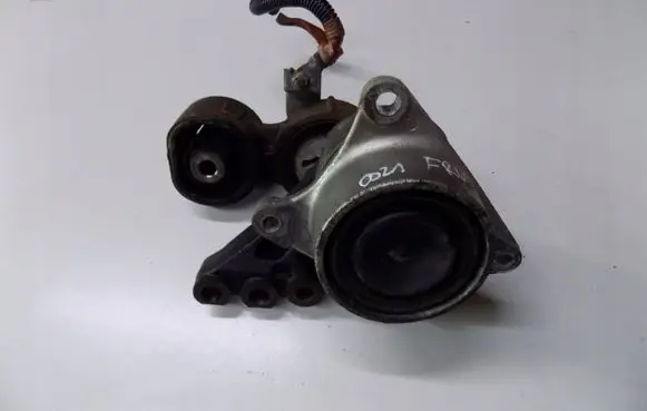 Honda City Engine mount bracket NH701M