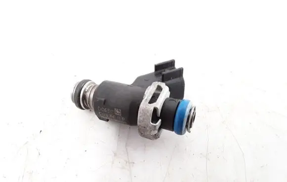 Hyundai Sonata Fuel injector 353103C000 D065C