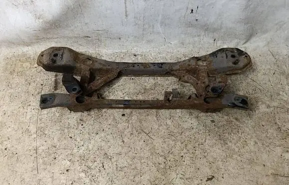 Volvo V40 Rear subframe 