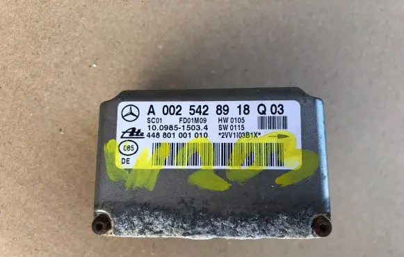 Mercedes-Benz C W203 ESP acceleration yaw rate sensor A0025428918Q