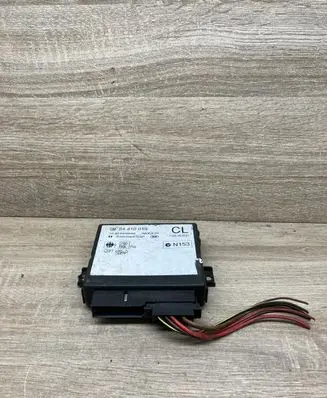 Opel Zafira A Comfort/convenience module 24410018 F005V00131