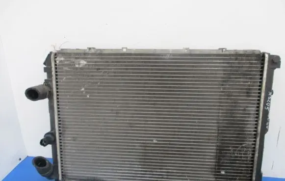 Renault Megane I Coolant radiator