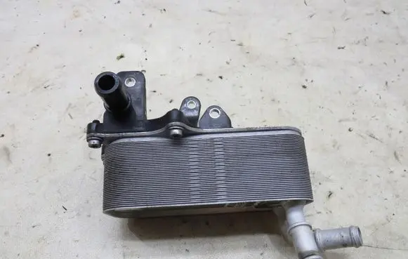 BMW i3 Engine oil radiator 7623685
