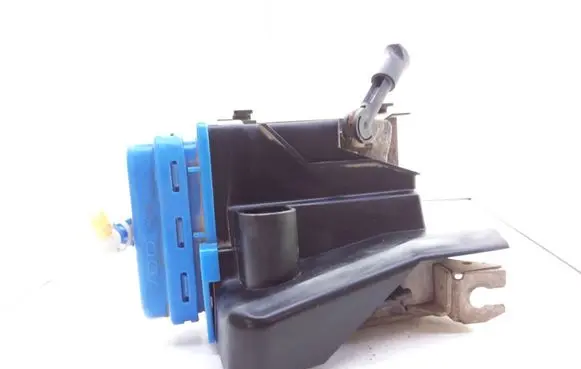 Audi A4 S4 B5 8D Rear door lock 4A0839015H