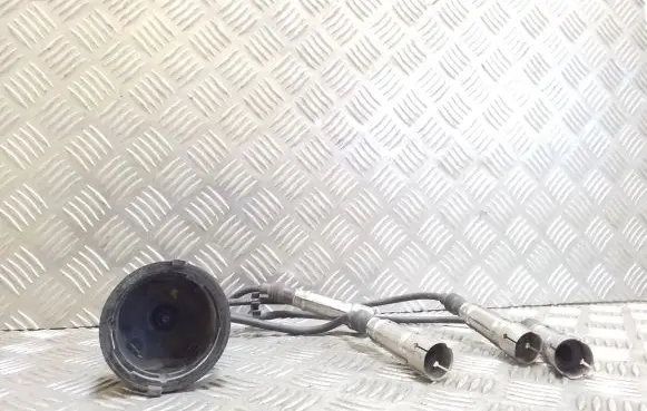 Volkswagen PASSAT B4 Ignition plug leads 036035255E