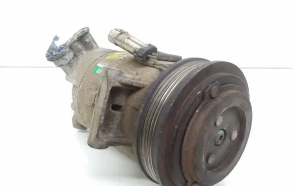 Opel Zafira B Air conditioning (A/C) compressor (pump) 13124753
