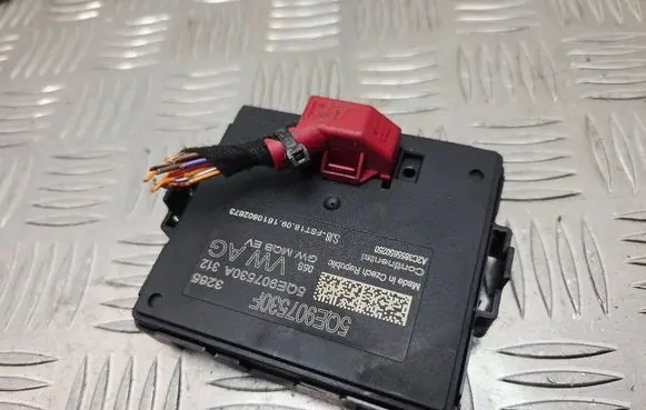 Volkswagen e-Golf Gateway control module 5QE907530F 5QE907530A
