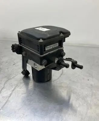 BMW 5 E60 E61 ABS Pump 6781970 6781968