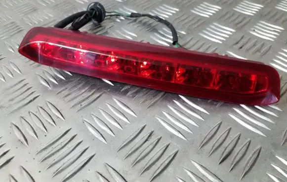 Opel Mokka Third/center stoplight 95151129