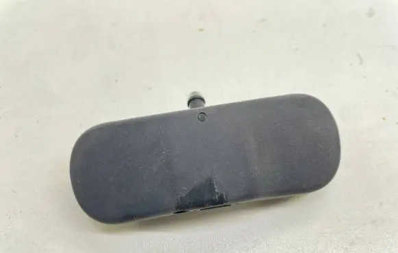 Windshield washer spray nozzle